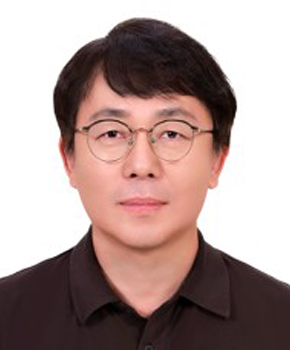 안종욱